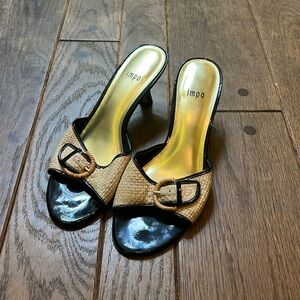 Women’s heels size 9